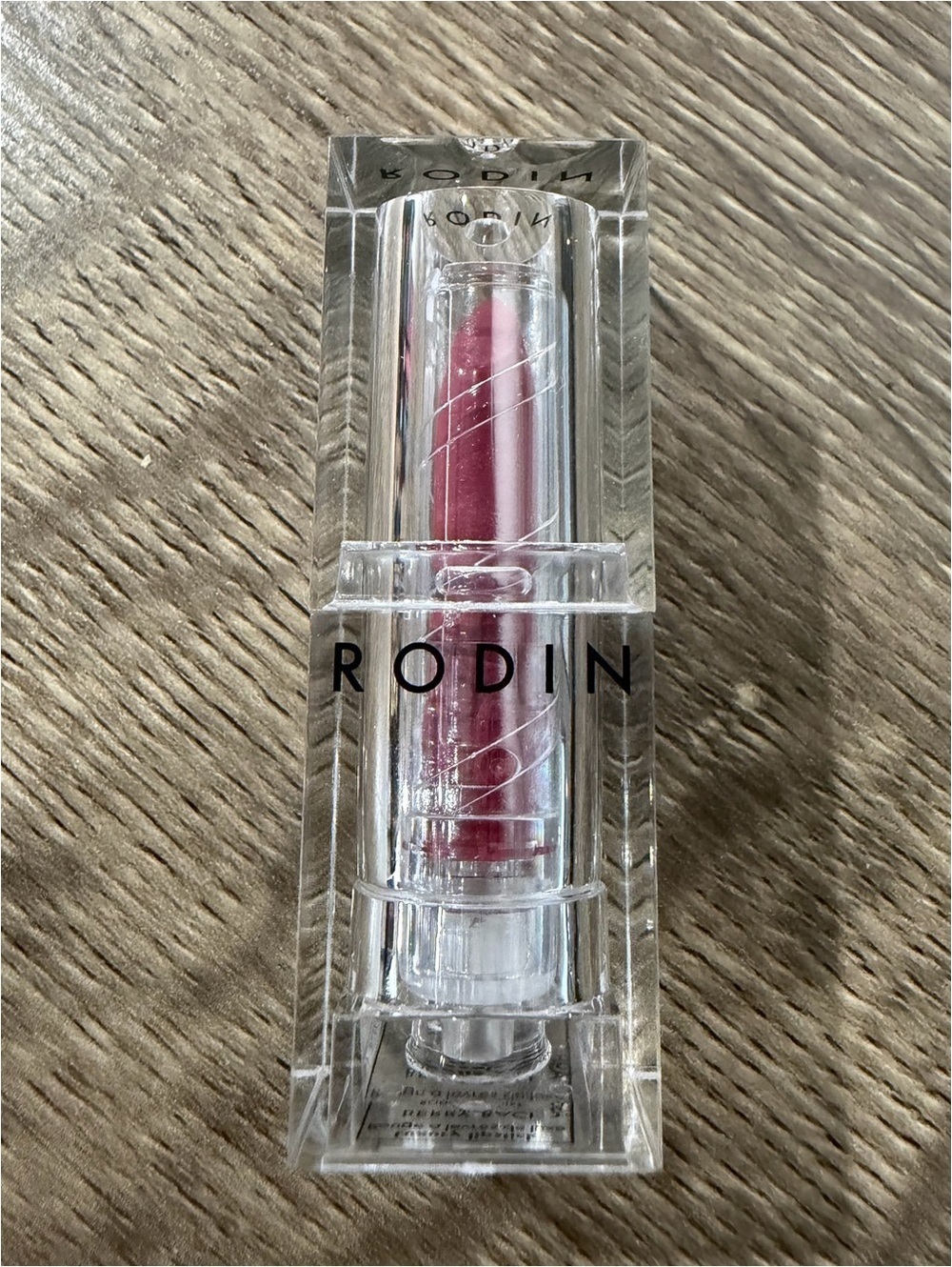 Rodin Berry Baci Olio Lusso Luxury Lipstick NEW